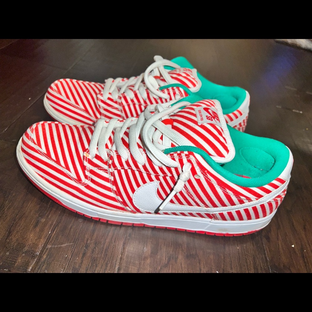 COPY - Nike SB Dunk Low Candy Cane 2015